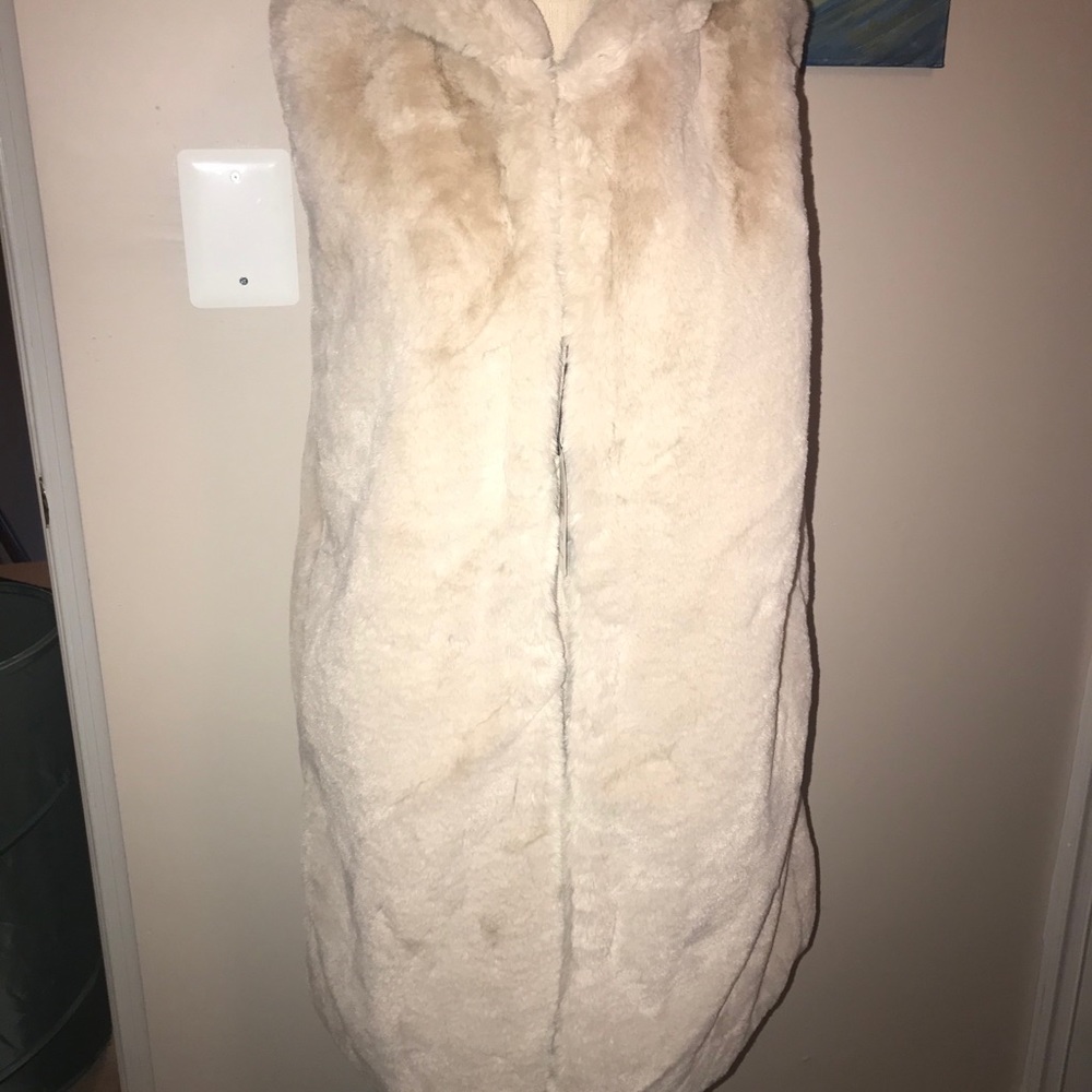 So soft Cream/beige C&D Hooded vest jacket OS